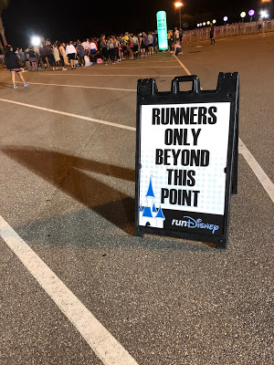 runDisney sign