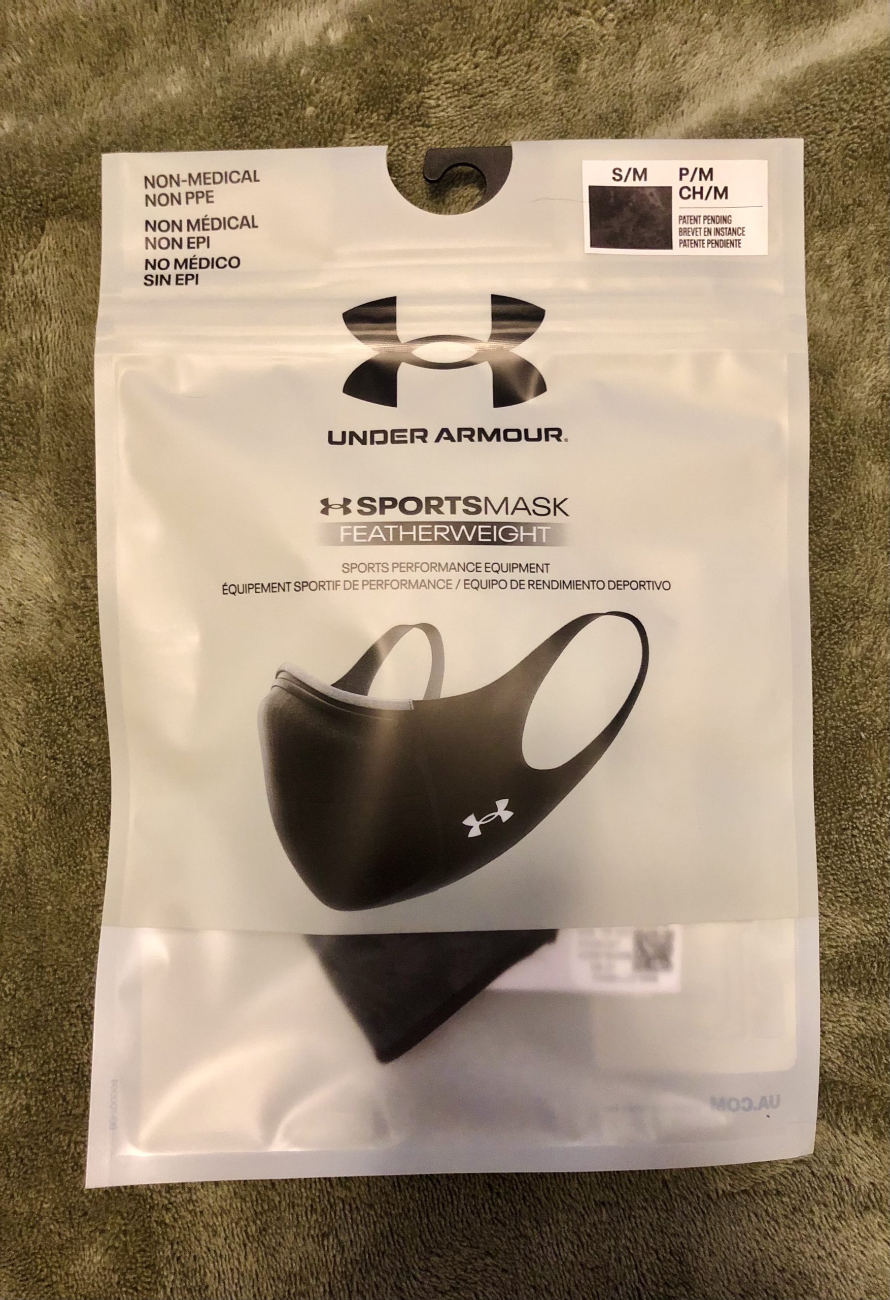 Under Armour Sportsmask front of packaging