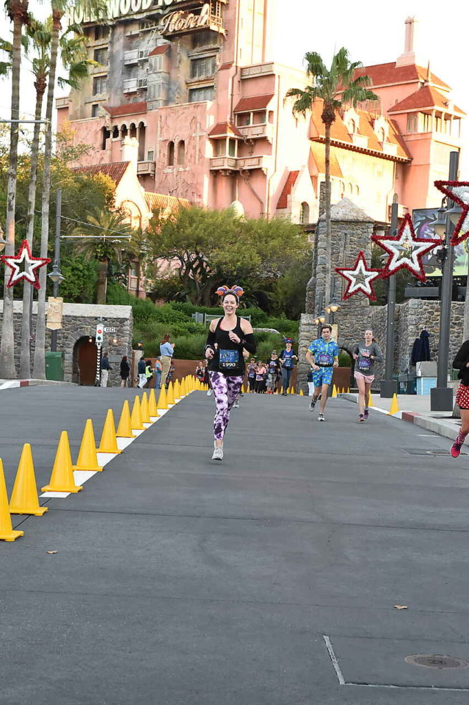 Wine & Dine Half Marathon down Sunset Boulevard