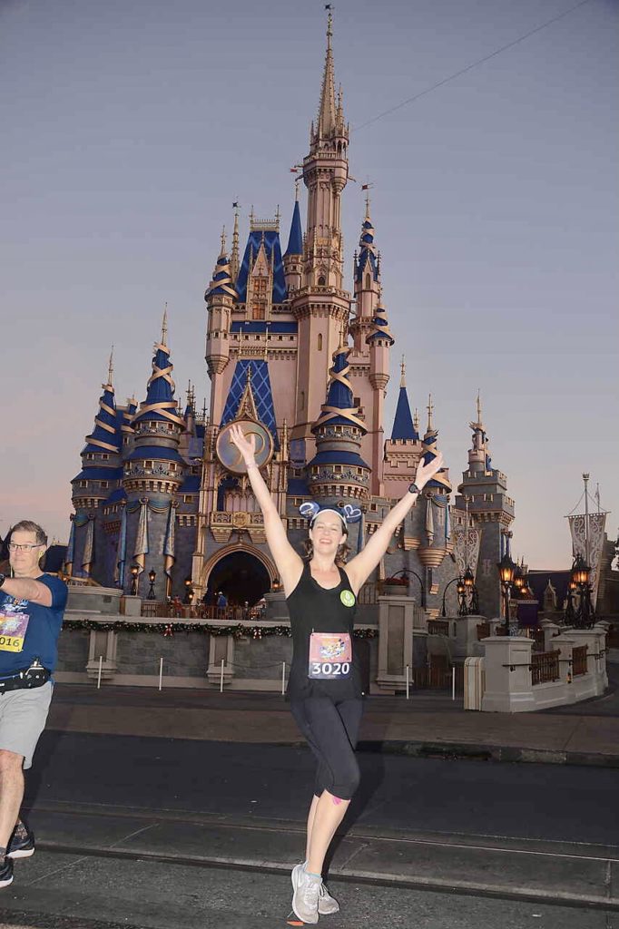WDW Marathon trip report - castle photo stop