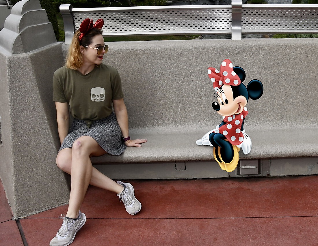 Minnie Mouse magic shot