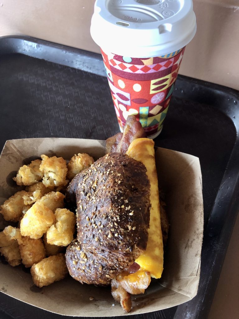 WDW trip report - Friar's Nook breakfast sandwich