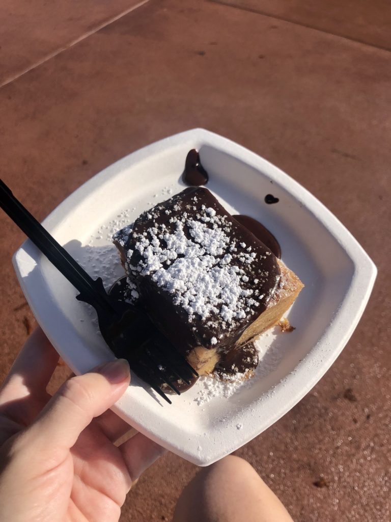 WDW Trip Report - Epcot Food & Wine Festival chocolate bread pudding