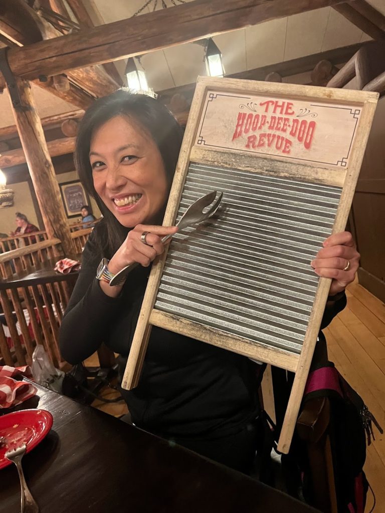 Erika at the Hoop de Doo washboard