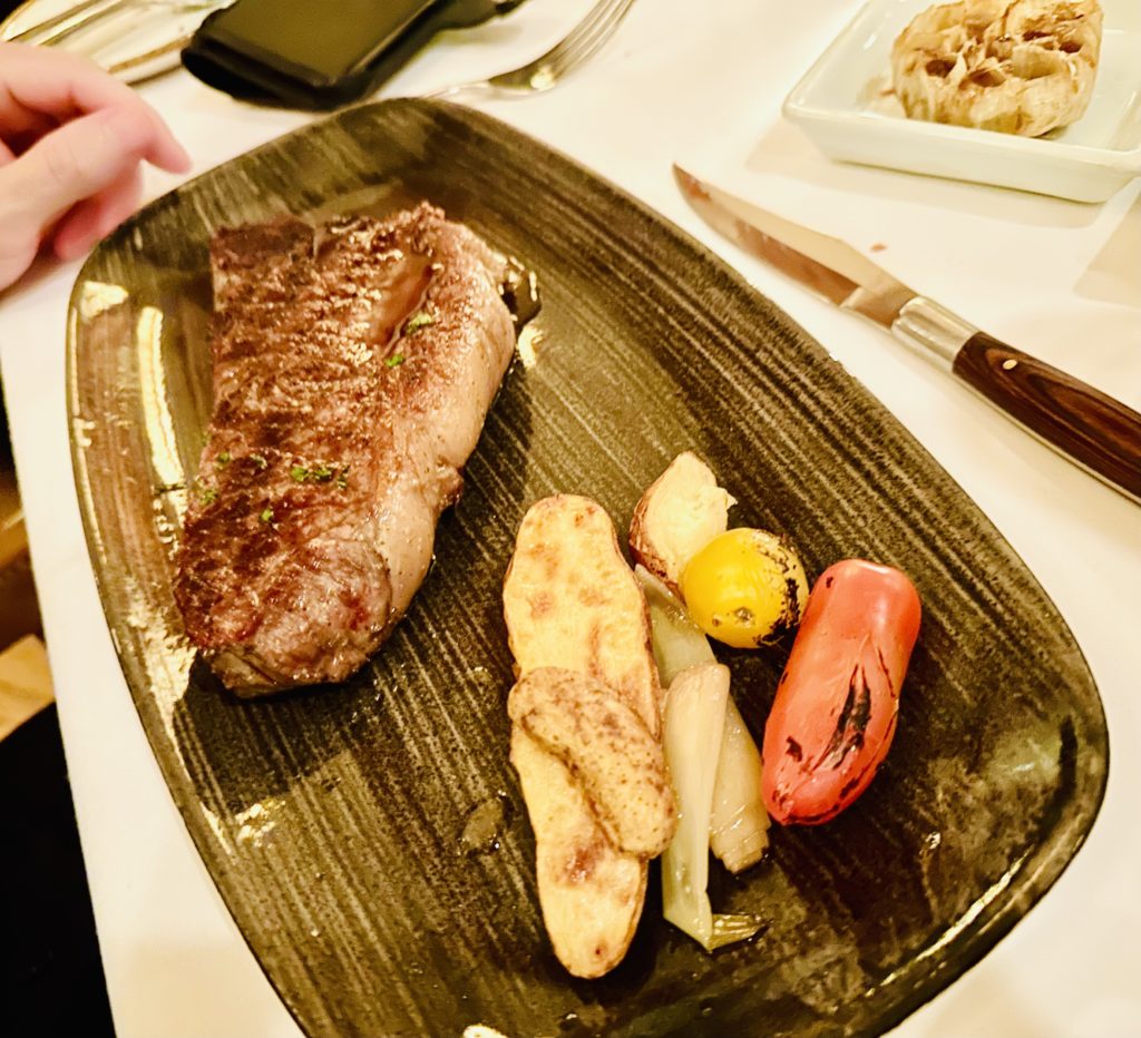 Yachtsman Steakhouse steak