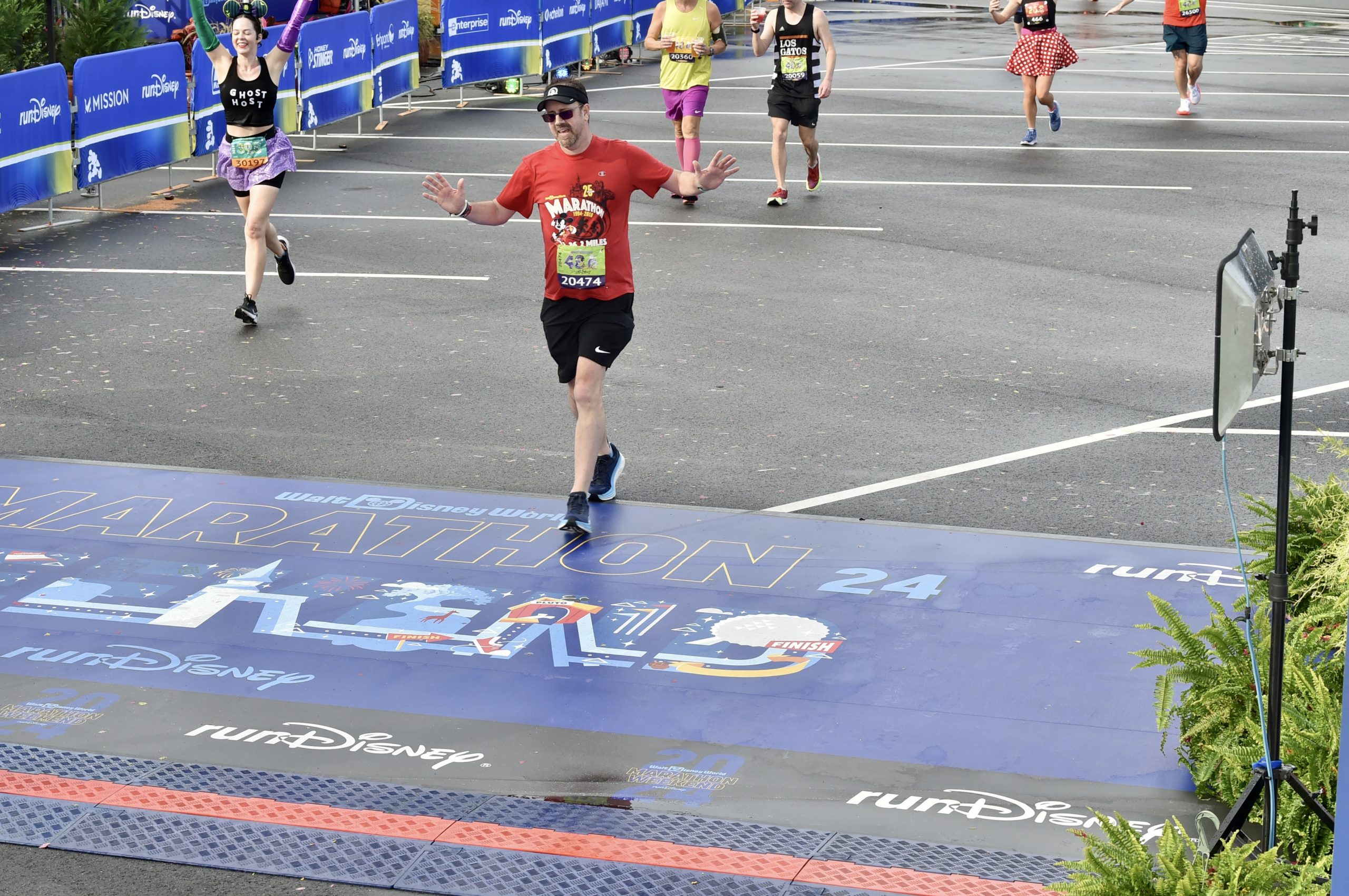 2024 WDW Marathon - finish