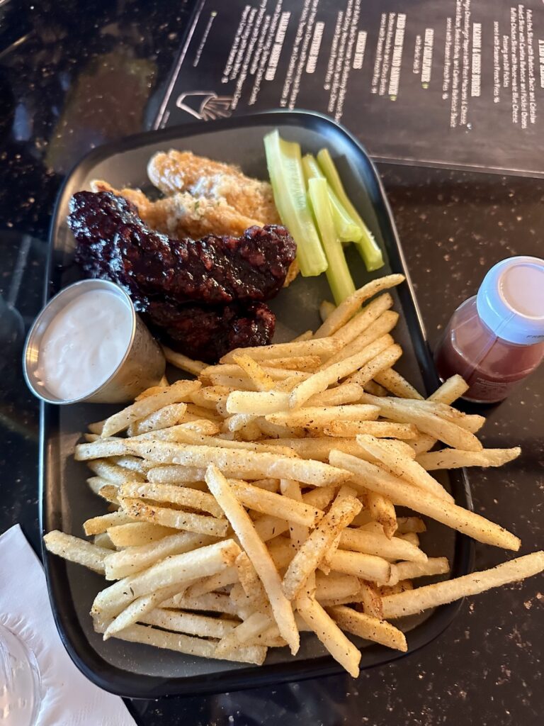 Fort Wilderness Crockett's Tavern chicken bites