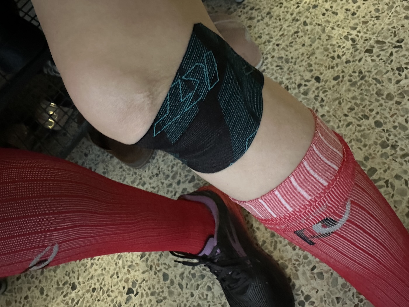 KT Tape Pro Ice kinesio tape