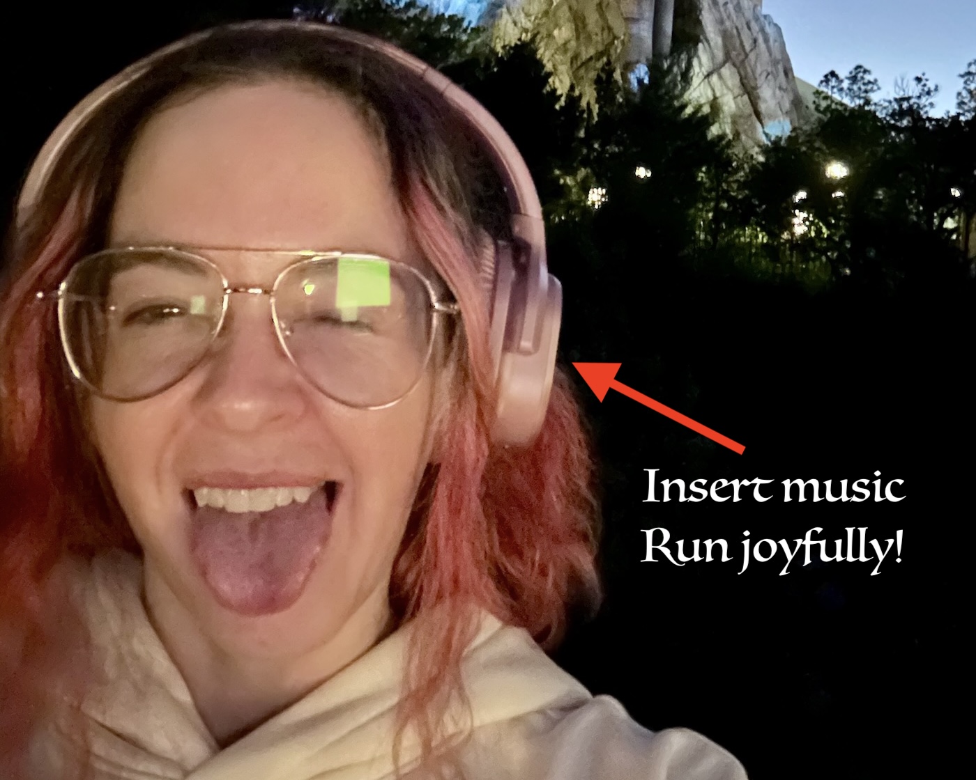 running with headphones is awesome
